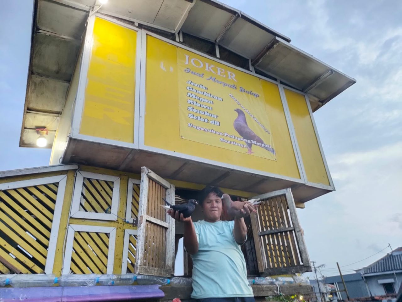 Kawasan Merpati Kapasari Dijaga Ketat: Tegas Tolak Judi, Dorong Ekonomi Warga Surabaya