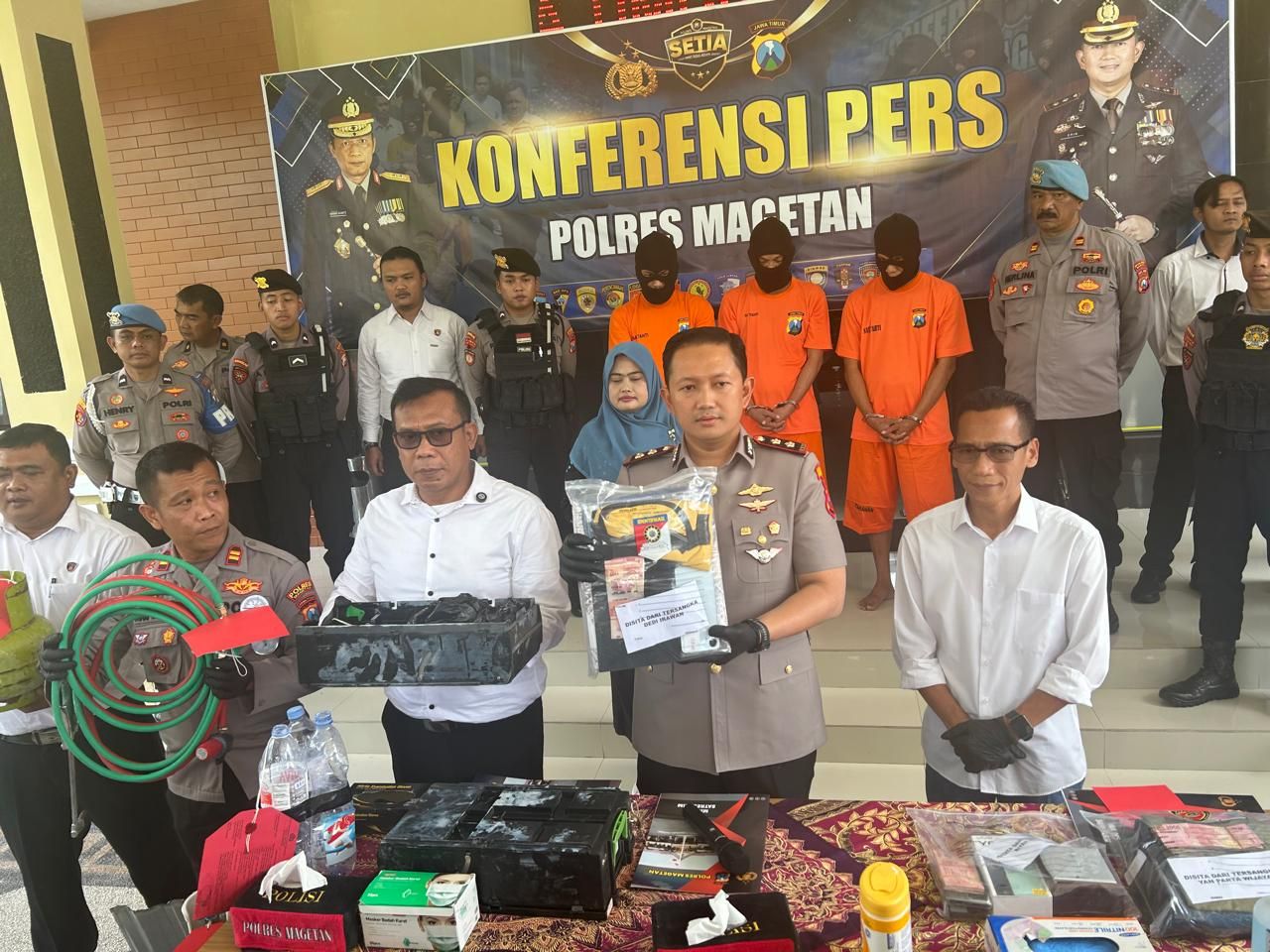 Dua Minggu, Rampung! Polres Magetan Tangkap Pembobol ATM Minimarket, Kerugian Capai Rp649 Juta