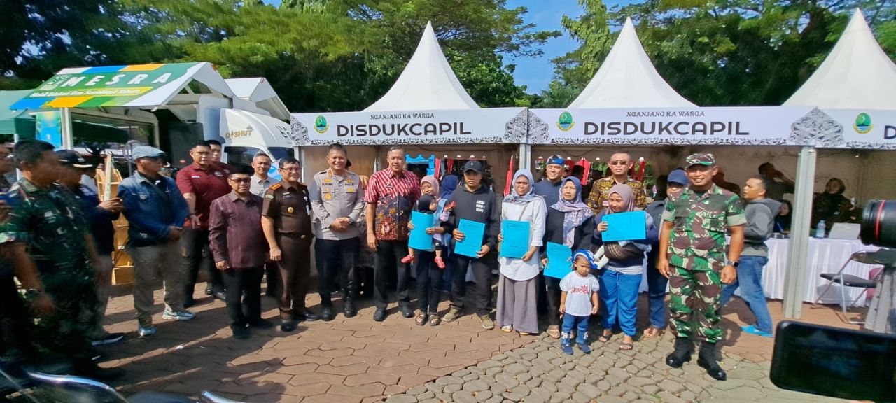 Kodim 0507/Bekasi Gandeng Disdukcapil Kota Bekasi Bantu Warga Urus Akta Kelahiran