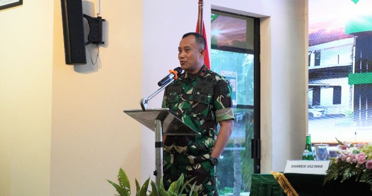 Danrem 052/Wijayakrama Kunjungi Kodim 0502/Jakarta Utara Tekankan Pentingnya Tugas, Keluarga dan Kedekatan dengan Rakyat