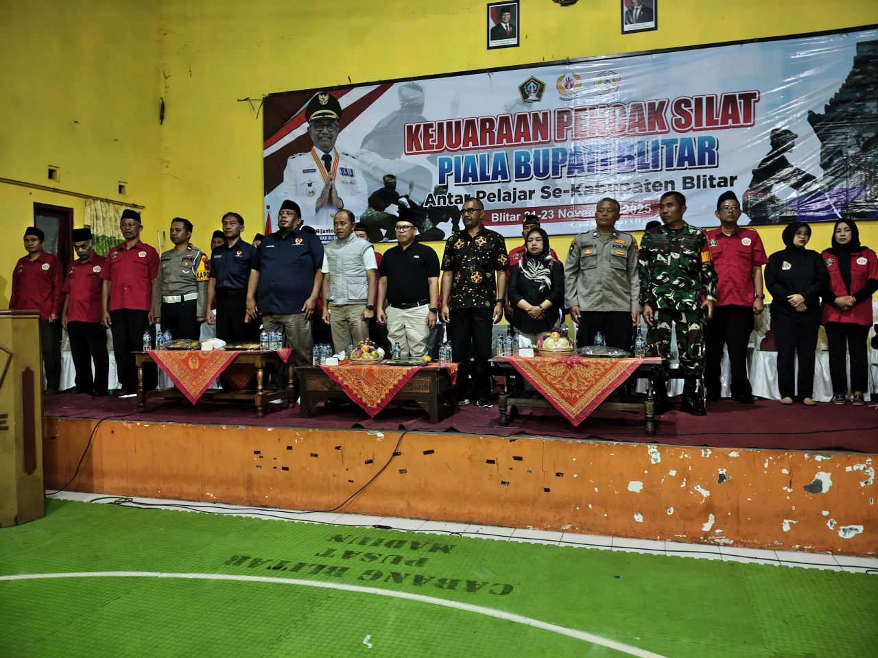Jati Diri Bangsa Dipertaruhkan, Kejuaraan Pencak Silat Bupati Cup Blitar 2025 Resmi Dibuka di GOR Bence